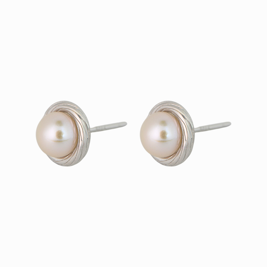 Swirl-Edge Pearl Stud Earrings
