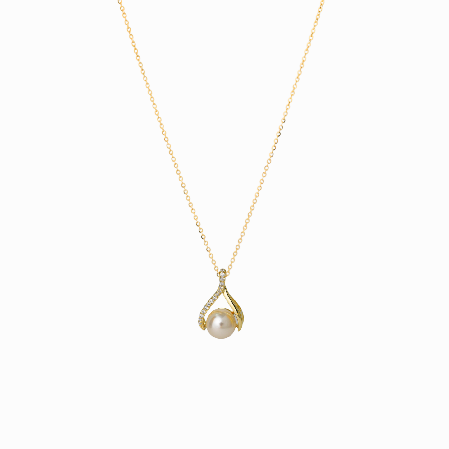 Petal Pearl Necklace
