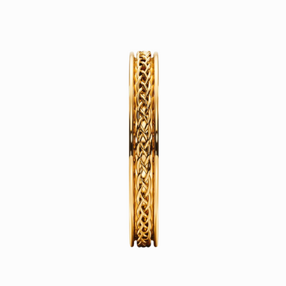 Celtic Knot Men Wedding Band in Yellow Gold
